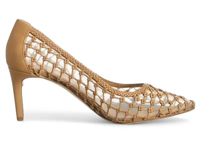 Pre-owned Ferragamo Ilary N70 Pumps (women's) Sneakers In Beige In Sand