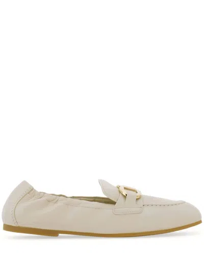 Ferragamo Jodie Unstructured Loafers In Neutral