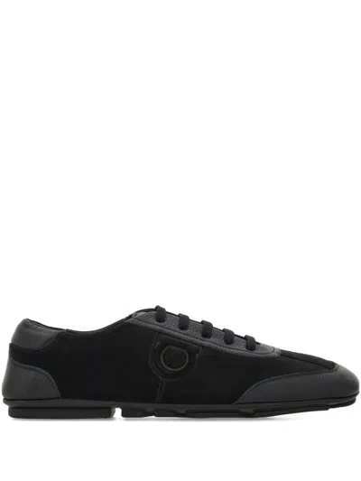 Ferragamo Lace-up Driver In Black