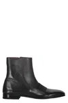 Ferragamo Leather Zip-up Ankle Boots In Black
