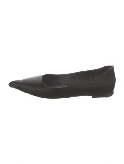 Pre-owned Ferragamo Leather Ballet Flats In Black