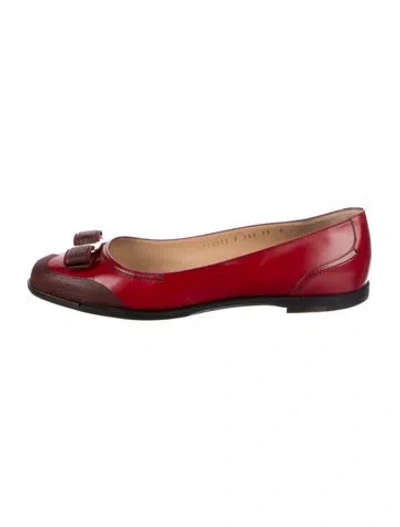 Pre-owned Ferragamo Leather Ballet Flats In Red