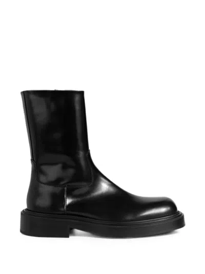 Ferragamo Leather Block-heel Boots In Black