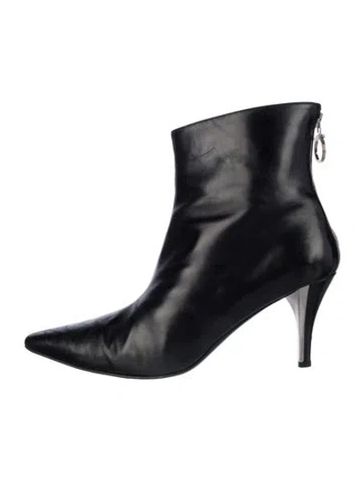 Pre-owned Ferragamo Leather Boots In Black