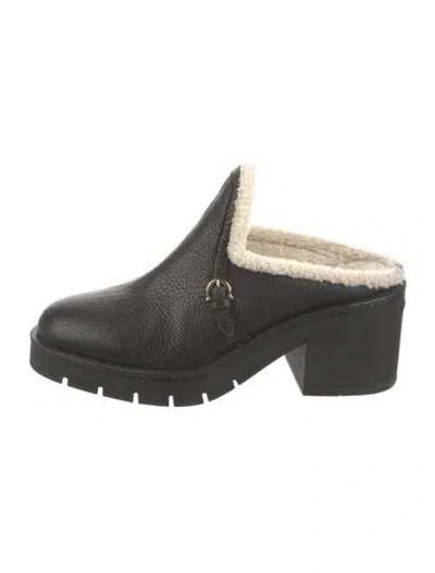 Pre-owned Ferragamo Leather Boots In Black