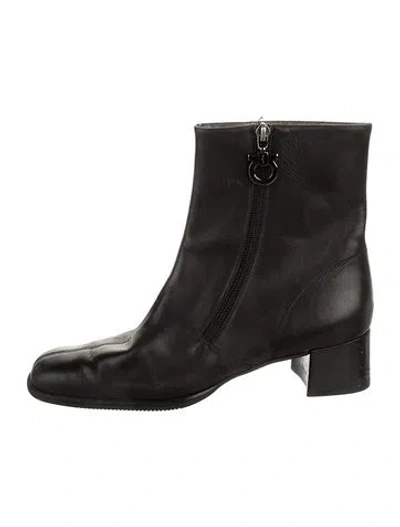 Pre-owned Ferragamo Leather Boots In Black