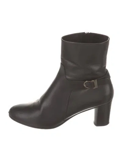 Pre-owned Ferragamo Leather Boots In Black