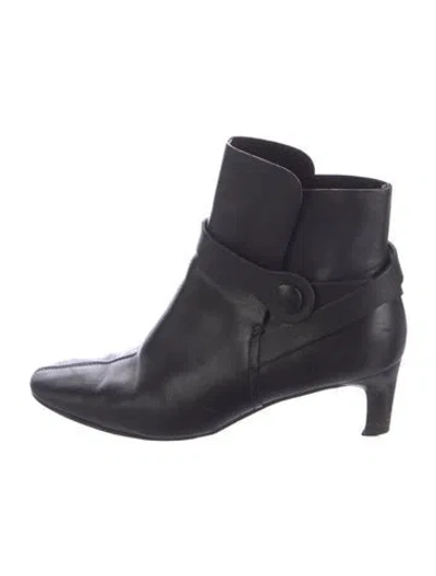 Pre-owned Ferragamo Leather Boots In Black