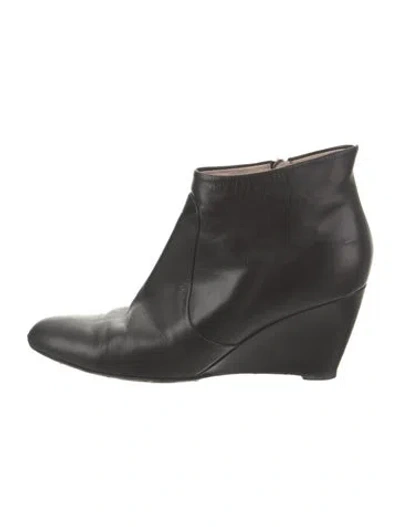 Pre-owned Ferragamo Leather Boots In Black