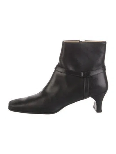 Pre-owned Ferragamo Leather Boots In Black