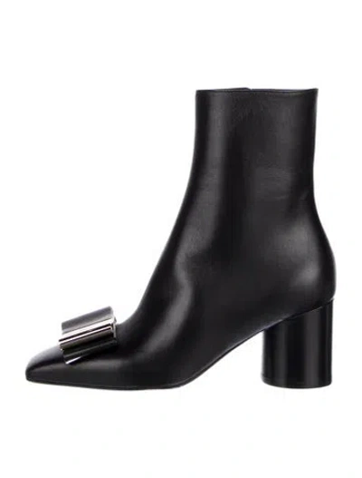 Pre-owned Ferragamo Leather Boots In Black