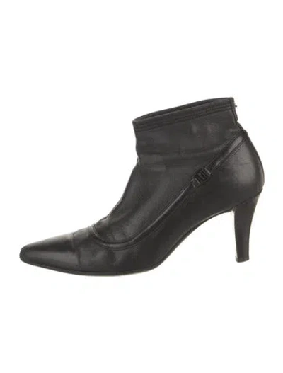 Pre-owned Ferragamo Leather Boots In Black