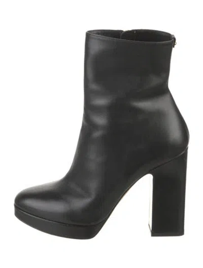 Pre-owned Ferragamo Leather Boots In Black
