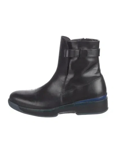 Pre-owned Ferragamo Leather Boots In Black
