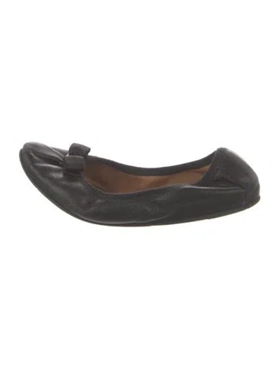 Pre-owned Ferragamo Leather Bow Accents Ballet Flats In Black