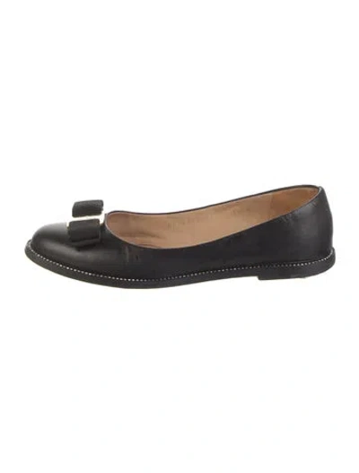 Pre-owned Ferragamo Leather Bow Accents Ballet Flats In Black