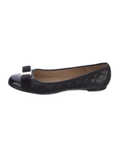 Pre-owned Ferragamo Leather Bow Accents Ballet Flats In Black