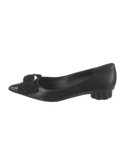 Pre-owned Ferragamo Leather Bow Accents Ballet Flats In Black