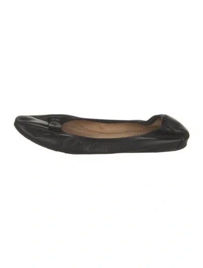 Pre-owned Ferragamo Leather Bow Accents Ballet Flats In Black