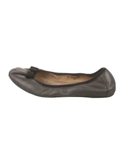 Pre-owned Ferragamo Leather Bow Accents Ballet Flats In Gray