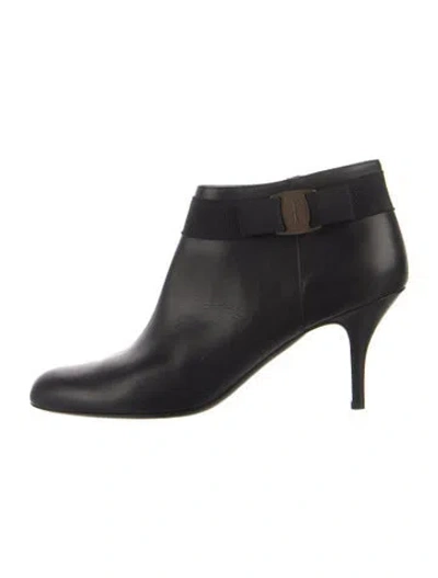Pre-owned Ferragamo Leather Bow Accents Boots In Green