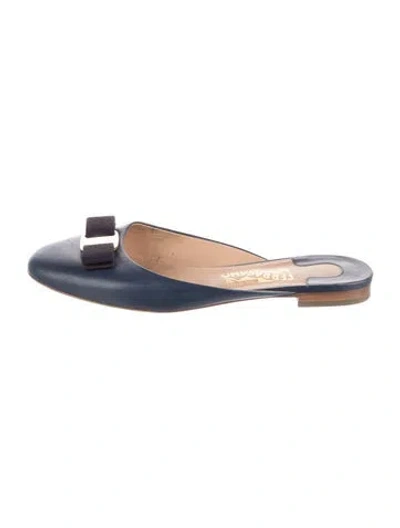 Pre-owned Ferragamo Leather Bow Accents Mules In Blue