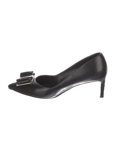 Pre-owned Ferragamo Leather Bow Accents Pumps In Black