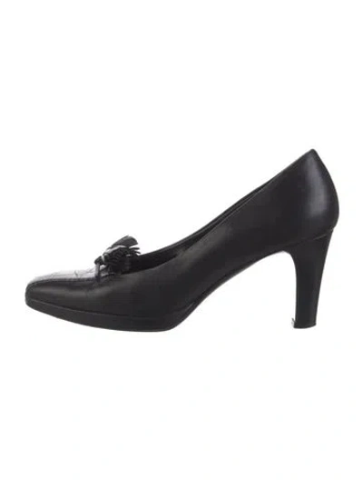 Pre-owned Ferragamo Leather Bow Accents Pumps In Black