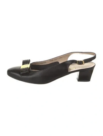 Pre-owned Ferragamo Leather Bow Accents Slingback Pumps In Black