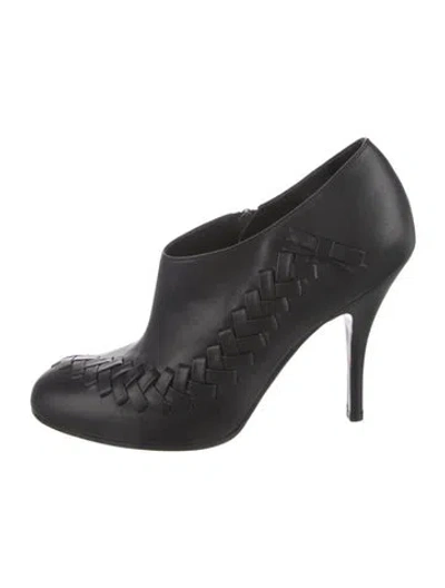Pre-owned Ferragamo Leather Braided Accents Boots In Black