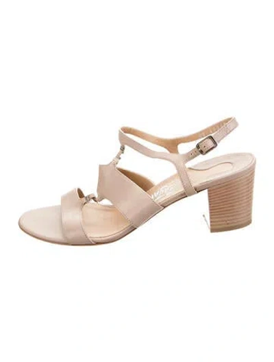 Pre-owned Ferragamo Leather Chain-link Accents Gladiator Sandals In Neutral