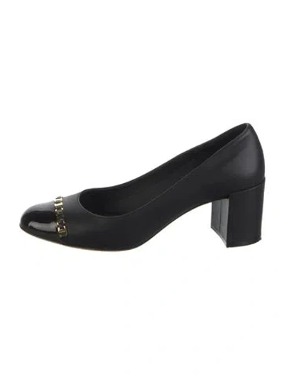 Pre-owned Ferragamo Leather Chain-link Accents Pumps In Black