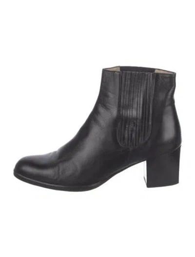 Pre-owned Ferragamo Leather Chelsea Boots In Black