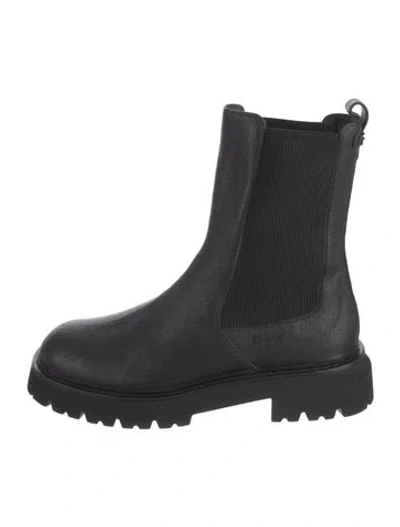 Pre-owned Ferragamo Leather Chelsea Boots In Black