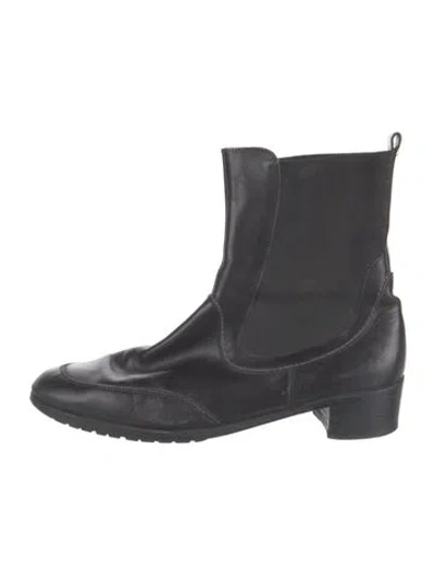 Pre-owned Ferragamo Leather Chelsea Boots In Black