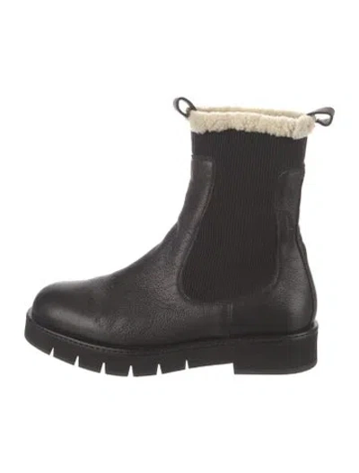 Pre-owned Ferragamo Leather Chelsea Boots In Black