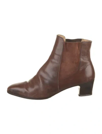 Pre-owned Ferragamo Leather Chelsea Boots In Brown