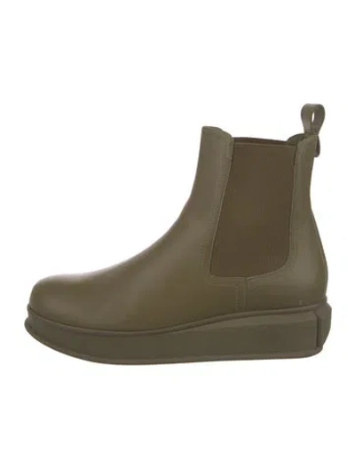 Pre-owned Ferragamo Leather Chelsea Boots In Green