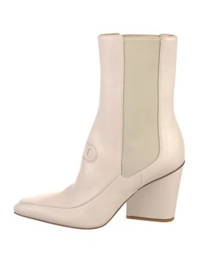 Pre-owned Ferragamo Leather Chelsea Boots In Neutral