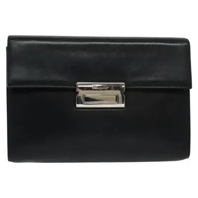 Pre-owned Ferragamo Leather Clutch Bag () In Black