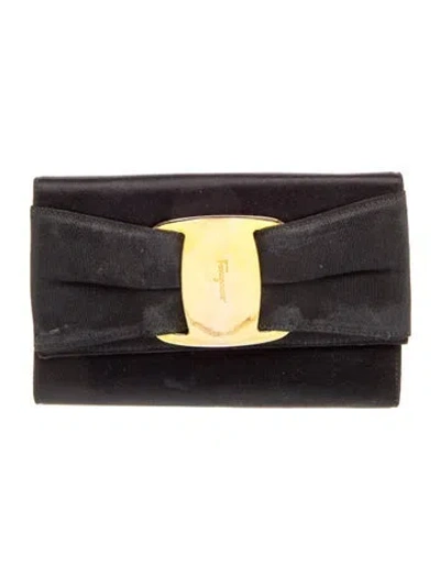 Pre-owned Ferragamo Leather Clutch In Black