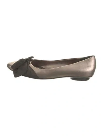Pre-owned Ferragamo Leather Colorblock Pattern Ballet Flats In Gold