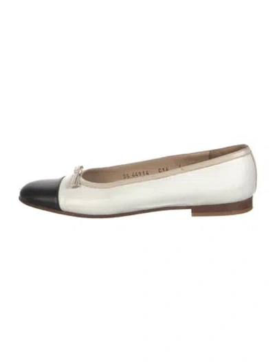 Pre-owned Ferragamo Leather Colorblock Pattern Ballet Flats In White