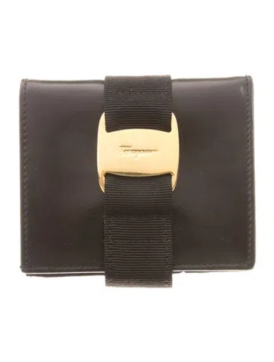 Pre-owned Ferragamo Leather Compact Wallet In Black