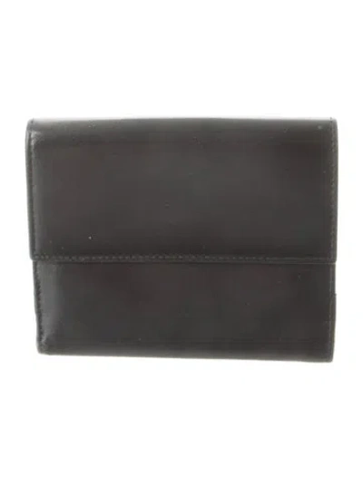 Pre-owned Ferragamo Leather Compact Wallet In Black