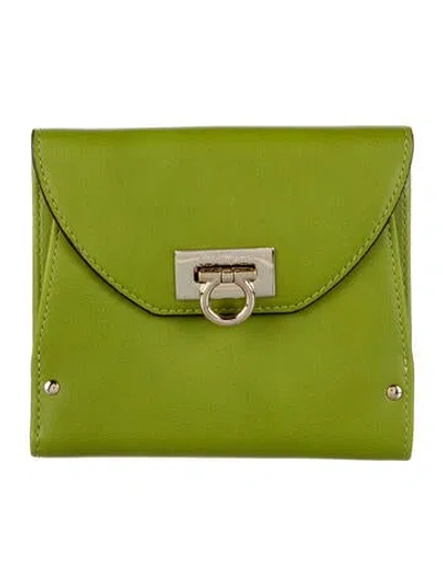 Pre-owned Ferragamo Leather Compact Wallet In Green