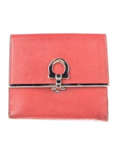 Pre-owned Ferragamo Leather Compact Wallet In Red