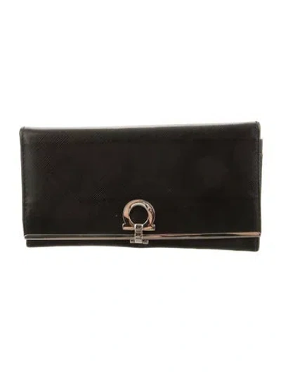 Pre-owned Ferragamo Leather Continental Wallet In Black