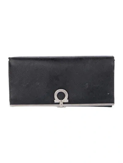 Pre-owned Ferragamo Leather Continental Wallet In Black