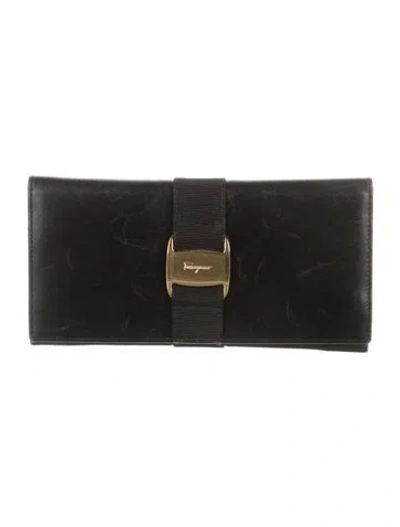 Pre-owned Ferragamo Leather Continental Wallet In Black